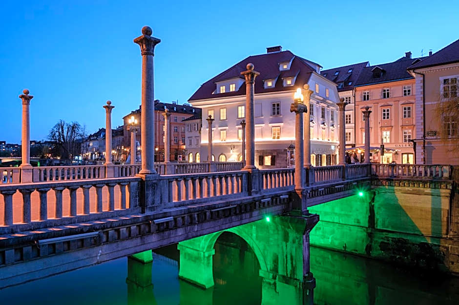 Zlata Ladjica Boutique Hotel