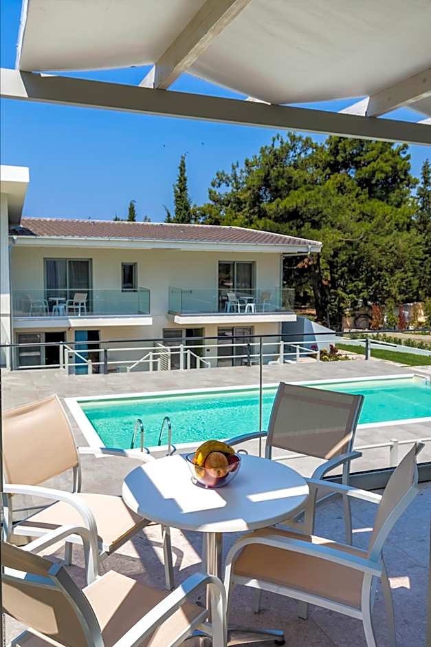 The Elegant Apartments