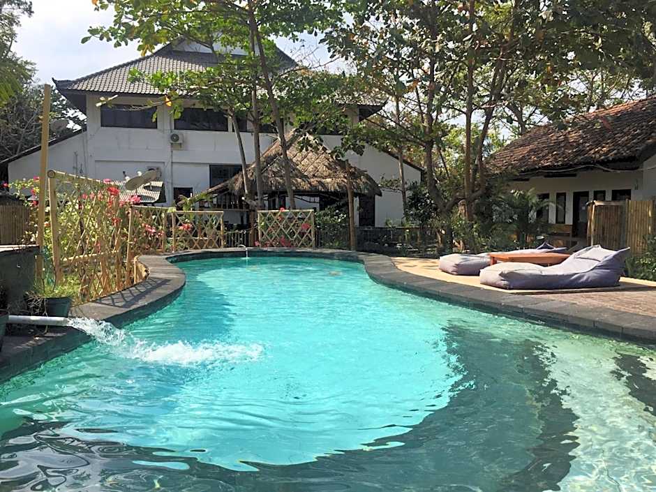 Lutwala Bungalows and Private Villa