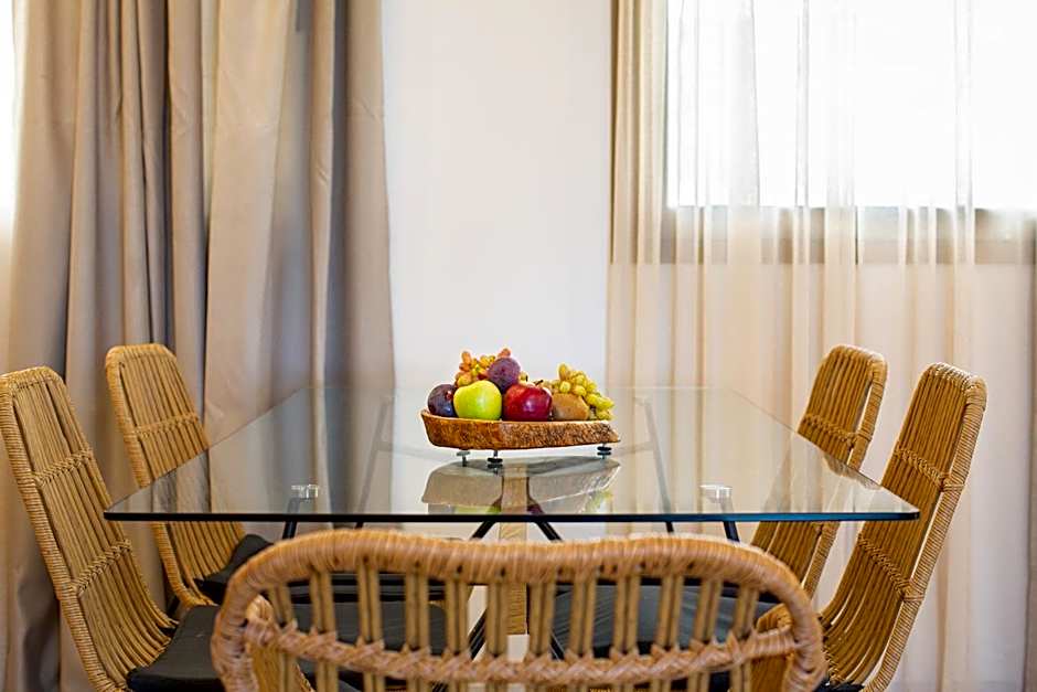 WHITE DONKEY BOUTIQUE Hotel