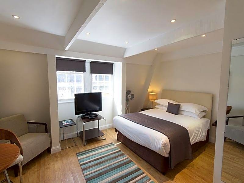 SACO Bath - St James Parade