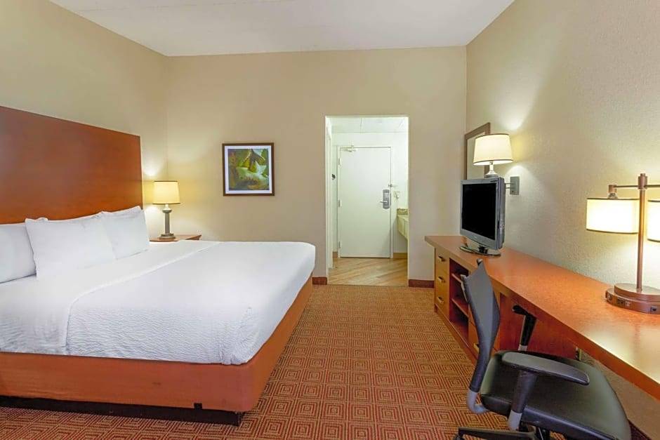 La Quinta Inn & Suites by Wyndham Minneapolis Airport Bloomingto