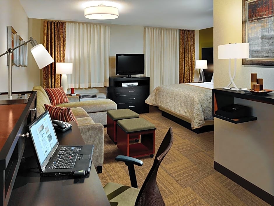 Staybridge Suites Eau Claire - Altoona, an IHG Hotel