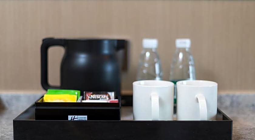 Holiday Inn Express Nanchang Bayi Square By IHG