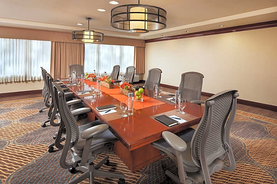 Sheraton Agoura Hills Hotel