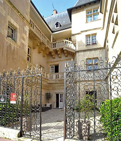 Hotel D'haussonville