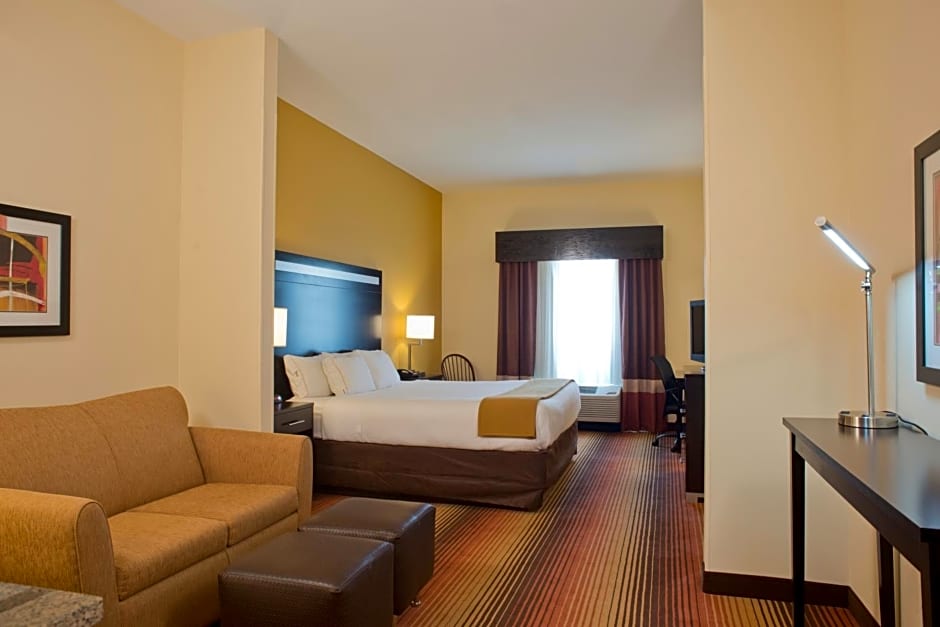 Holiday Inn Express Hotel & Suites Prattville South