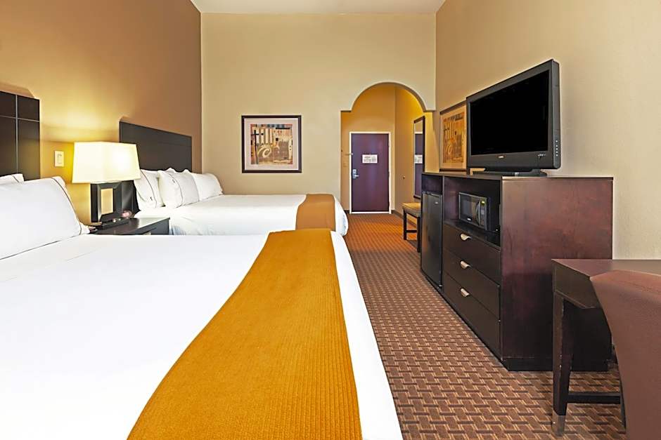 Holiday Inn Express Houston-Alvin By IHG