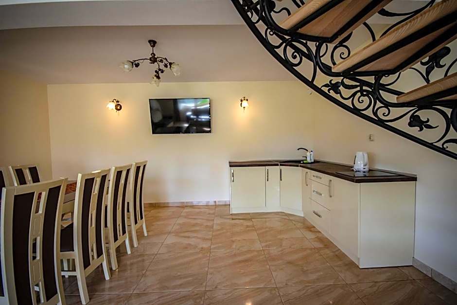 Podhalanski Dworek z Jacuzzi