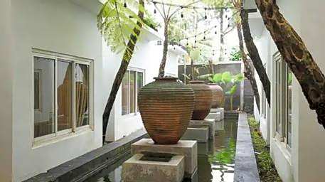 Putri Utari Guest House