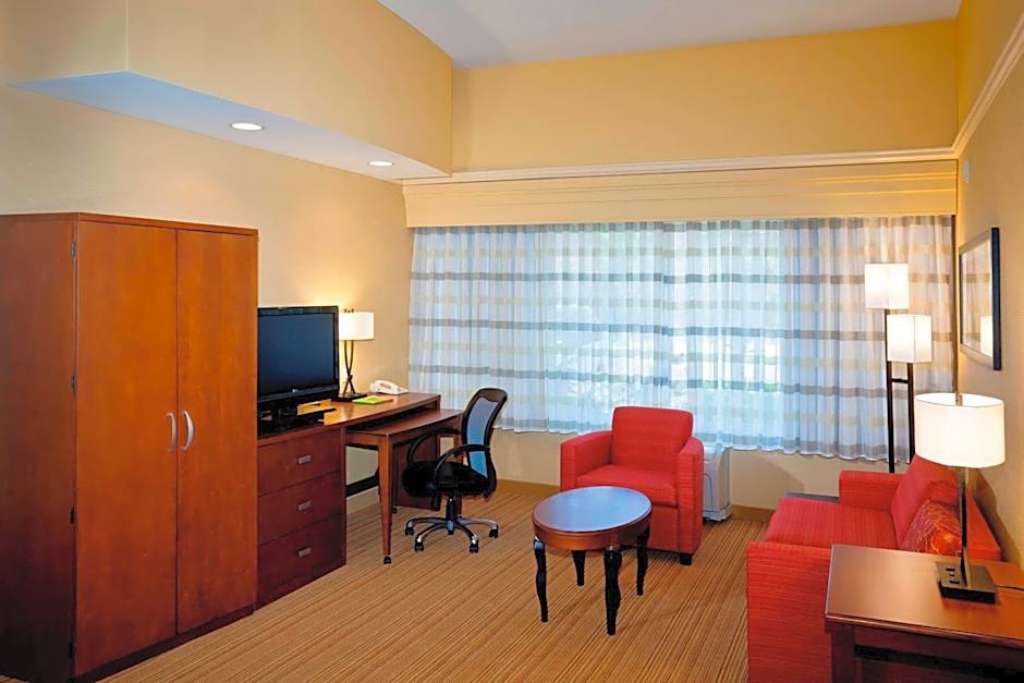 Courtyard by Marriott Ventura Simi Valley