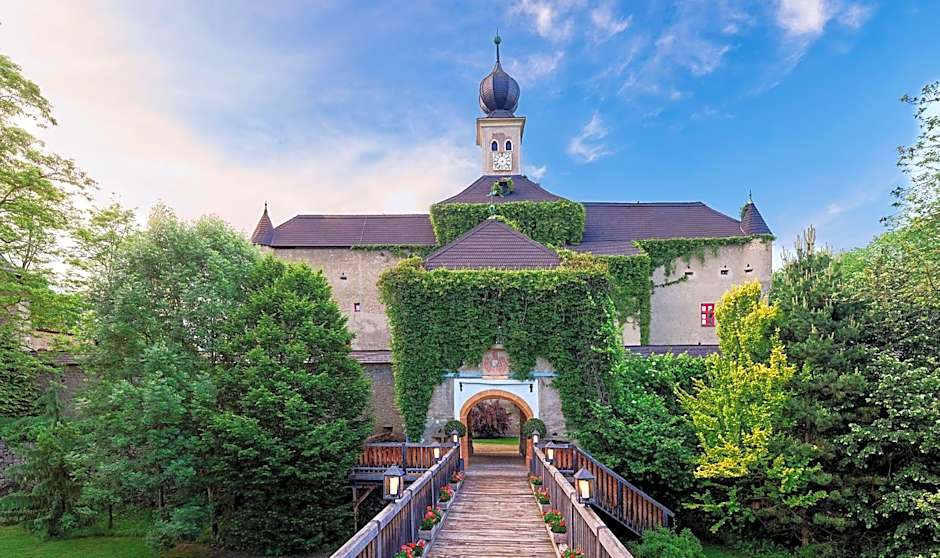 Photo 1 of 35 of Hotel Schloss Gabelhofen