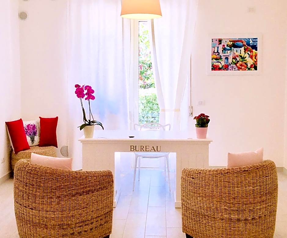 Flowers Sweet Rooms B&B