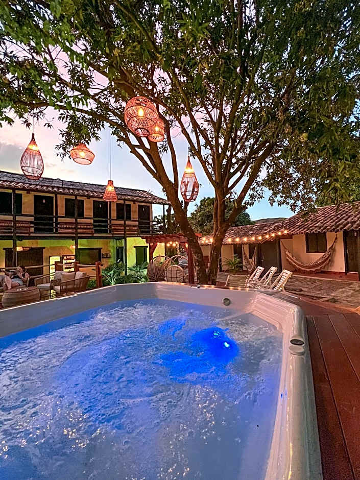 Pousada Entre Folhas