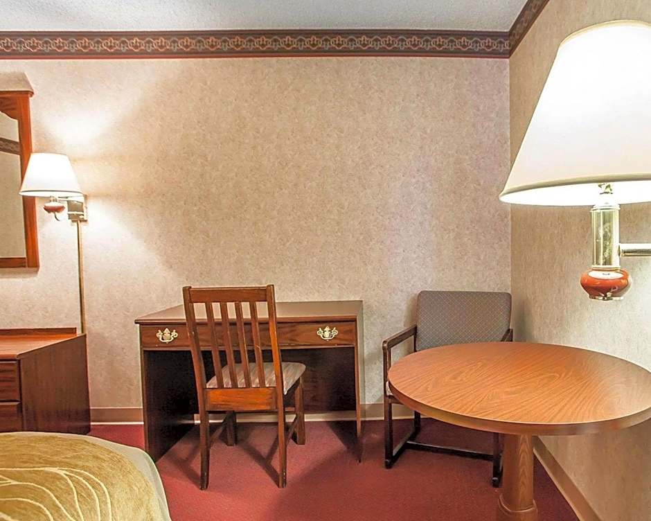 Quality Inn Midway