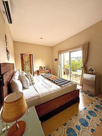 Premium King with Balcony