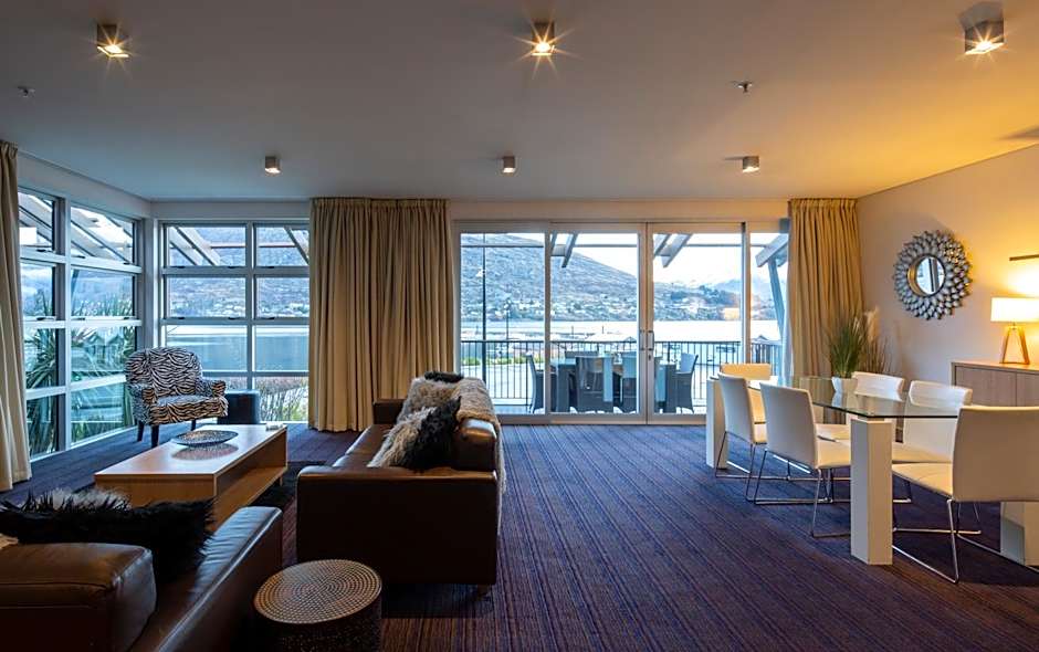 Marina Apartments - Element Escapes