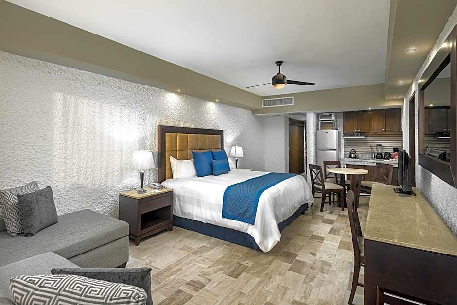 El Cid El Moro Beach