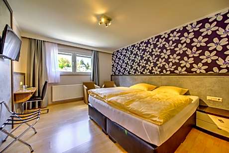 Classic Double Room with Spa Access