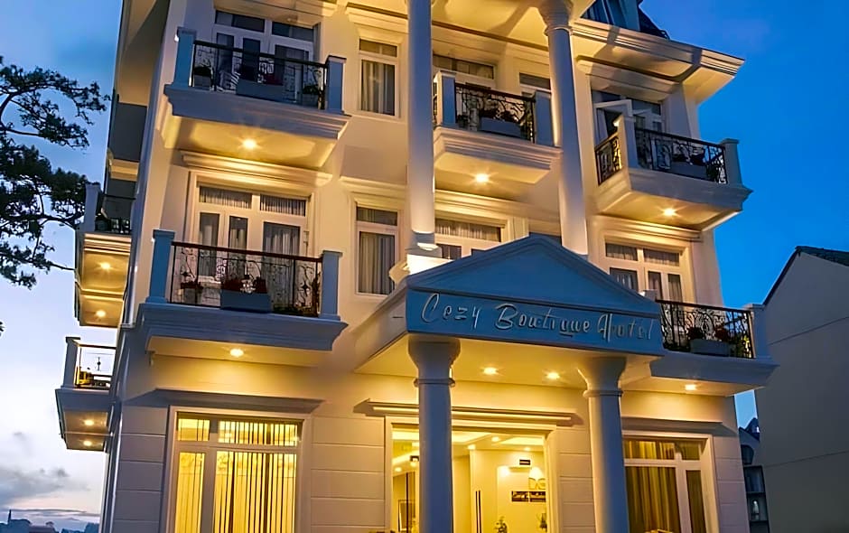 Nature hotel - Luong The Vinh