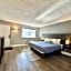 O'Hare Inn & Suites