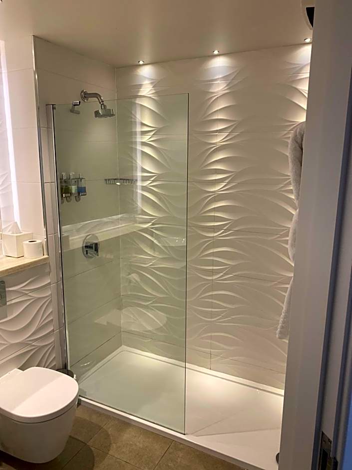 315 Bar & Restaurant