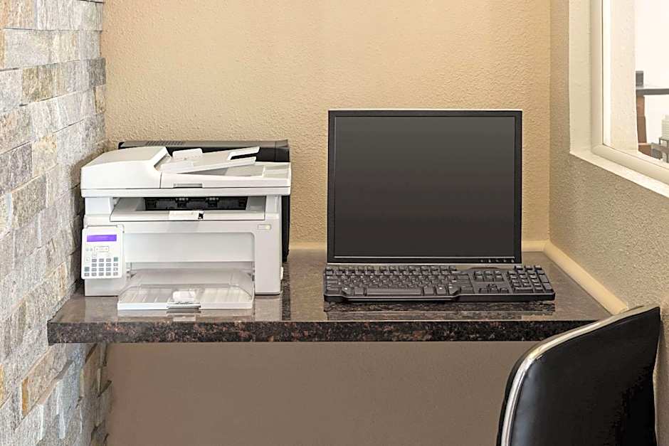 Baymont by Wyndham Cedar Rapids