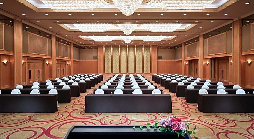 Yokohama Bay Sheraton Hotel And Towers