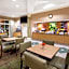 La Quinta Inn & Suites by Wyndham Denver Southwest Lakewood