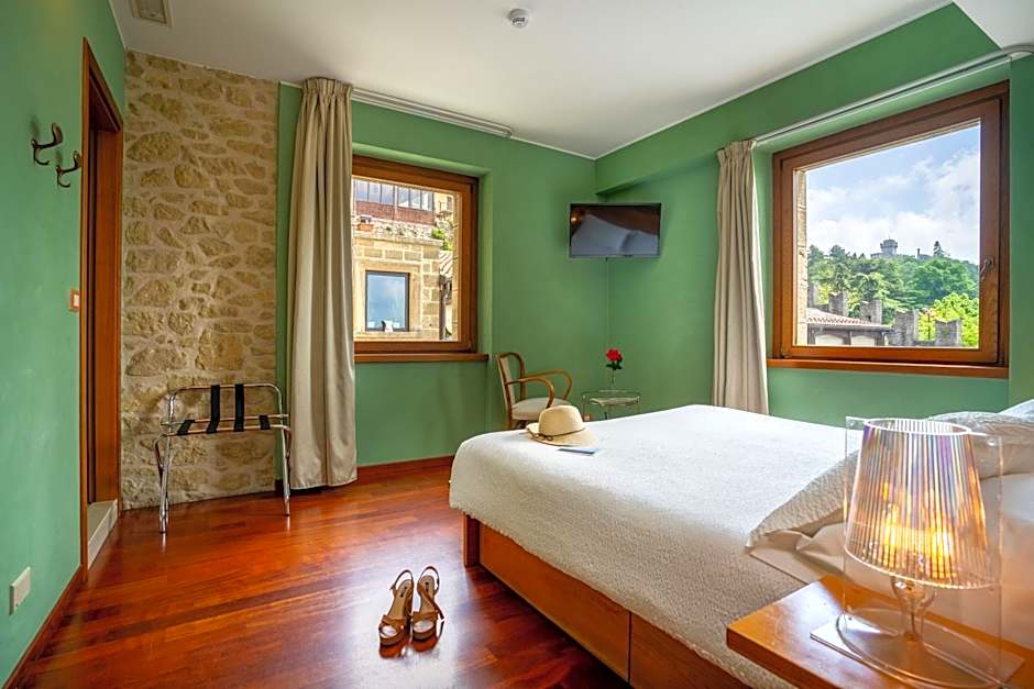 Hotel Cesare