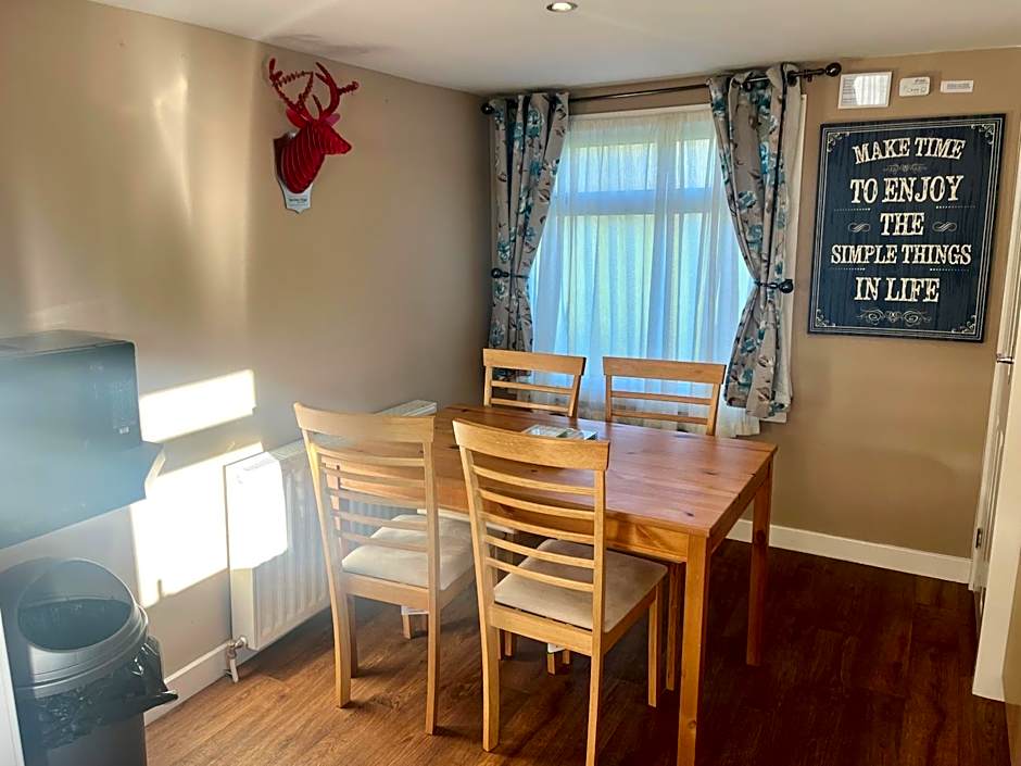 Red Deer Village Holiday Park - 2 Bedroom, Self-Catering Chalet