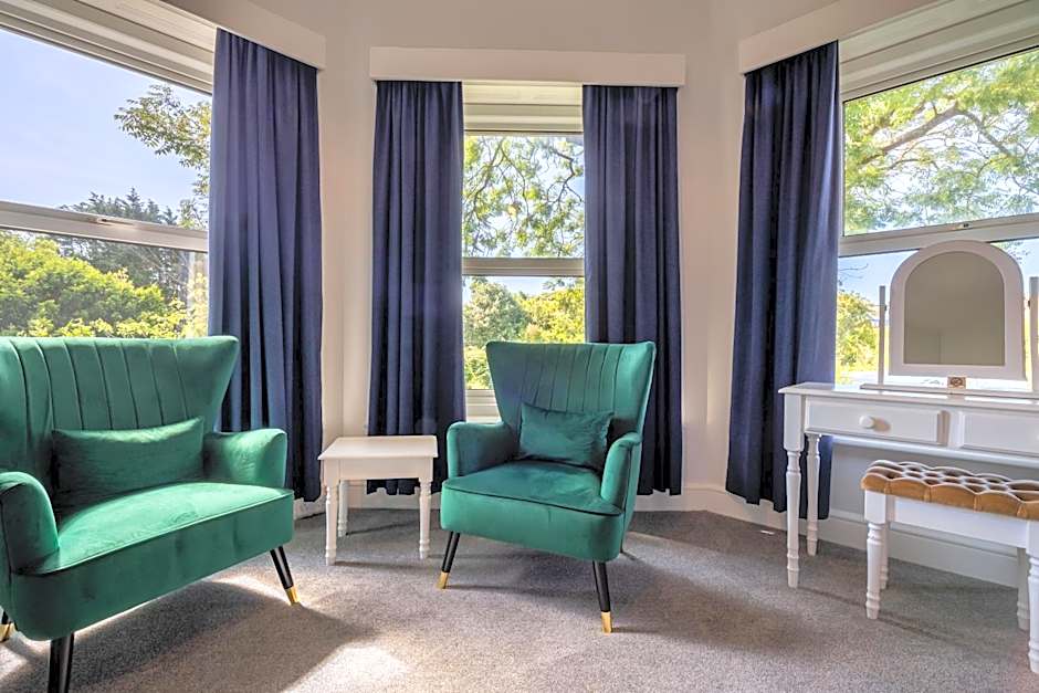 Cosy Wolf Bed & Breakfast