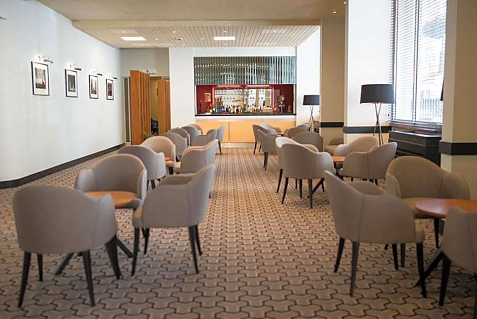 Lancaster Hall Hotel