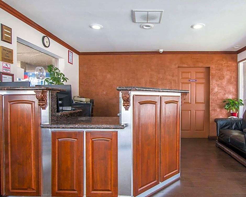 Rodeway Inn Convention Center