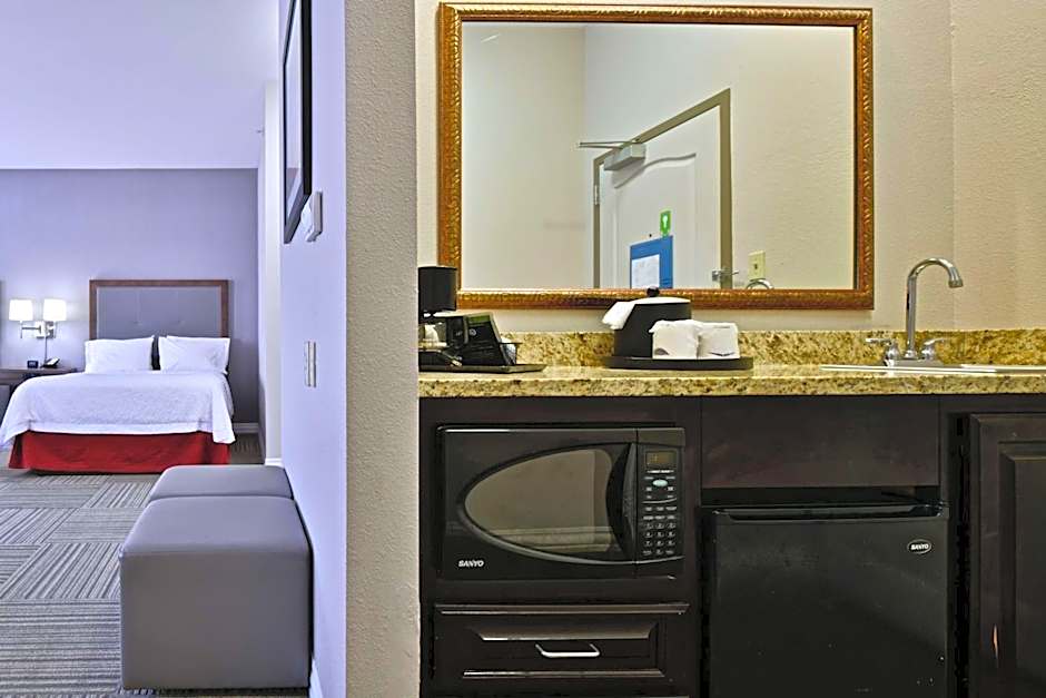 Hampton Inn By Hilton & Suites Fredericksburg