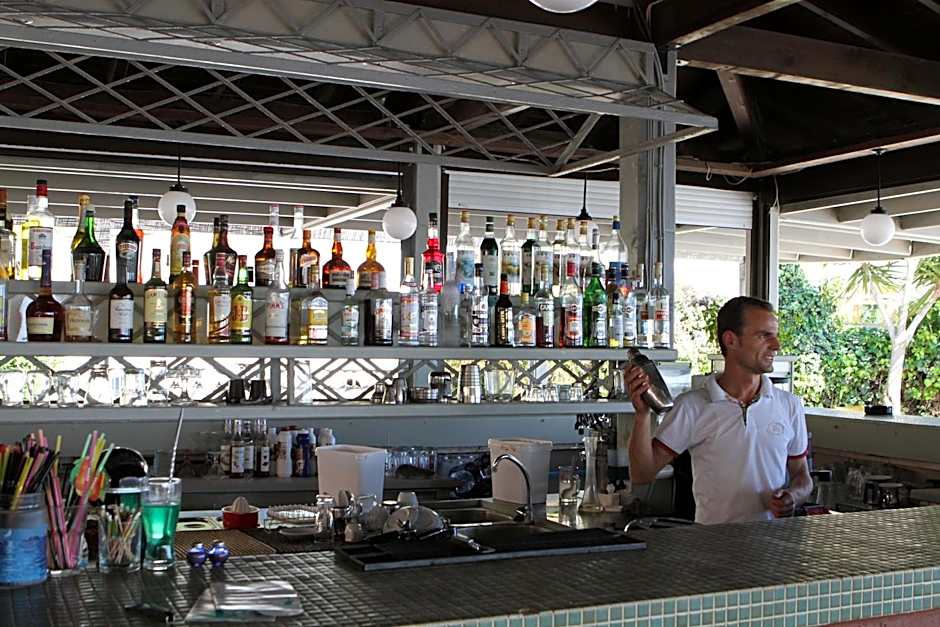 Glyfada Gorgona Apartments