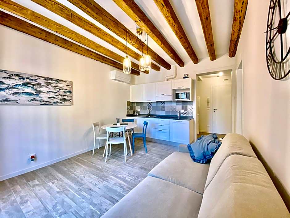 Suite House new apartments wi fi Venice island