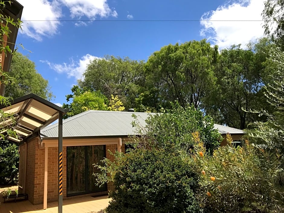 Little Shangri-La B&B