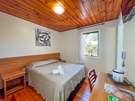 Family Standard Apartment (1 Double Bed)