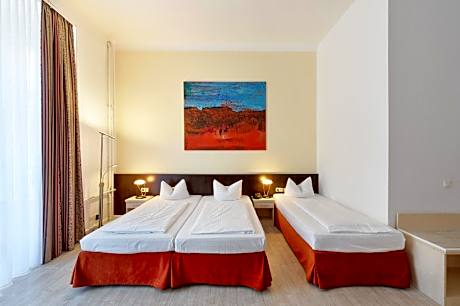 Comfort Quadruple Room