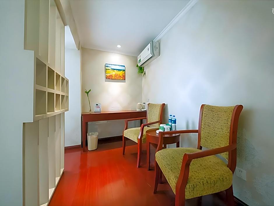 GreenTree Inn Nantong Stadium West Qingnian Road Business Hotel