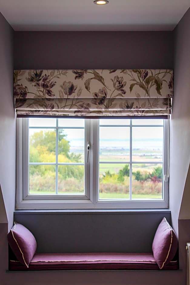 The Crescent Turner Hotel