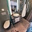 La Luna Petite Suite Deluxe Apartment with Pool & Jacuzzi, Bikes and Secured Parking