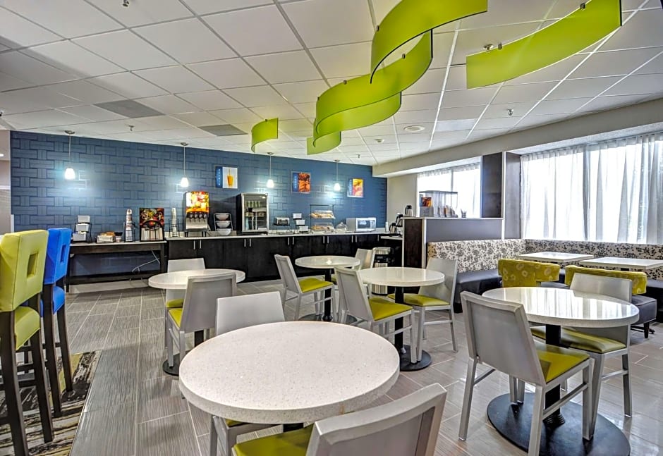Best Western Plus Hanes Mall