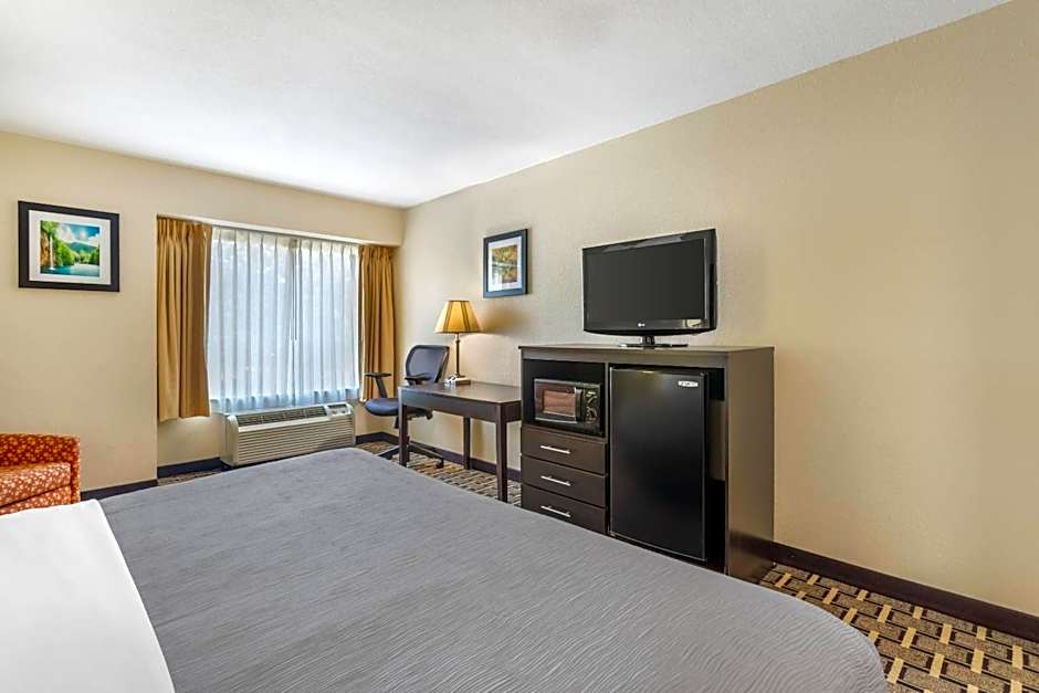 Quality Inn West of Asheville