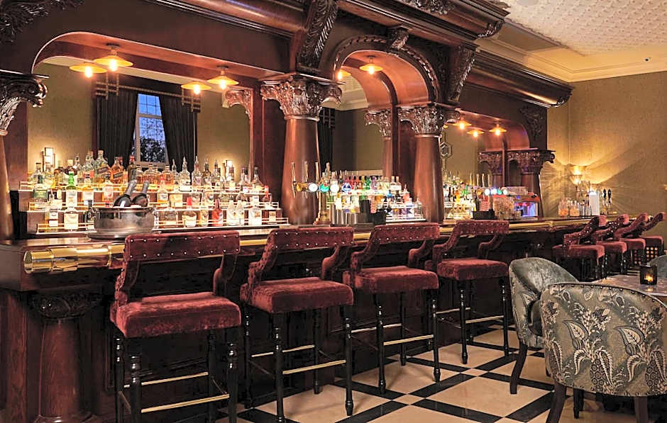 Aldwark Manor Estate