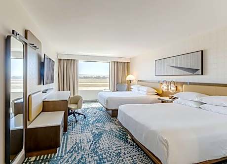 Radisson Hotel Santa Maria