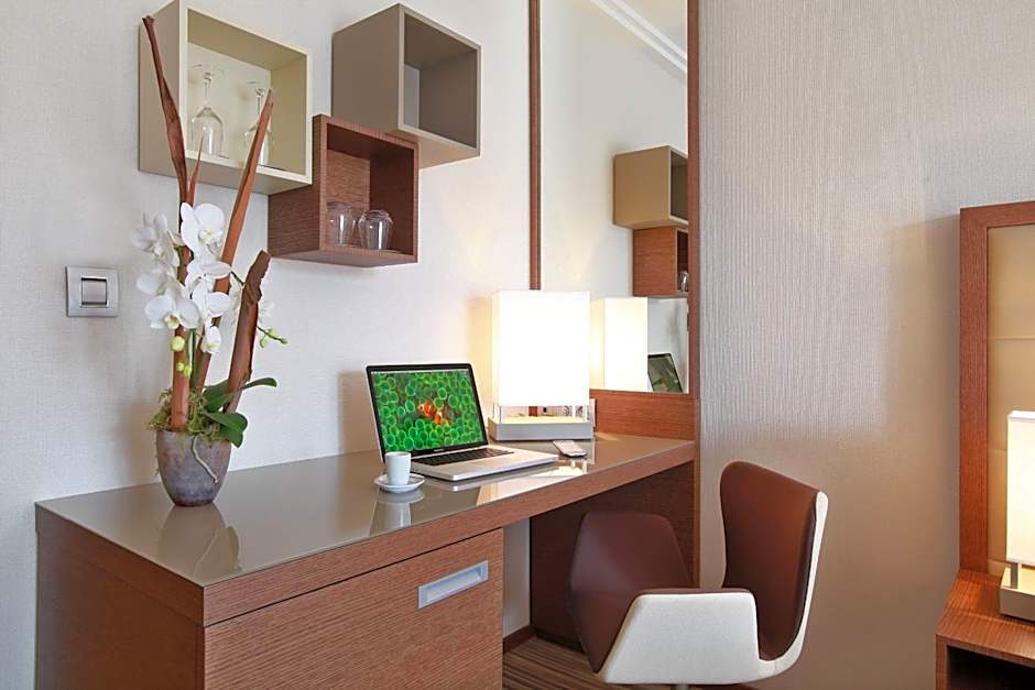 AC Hotel by Marriott Ambassadeur Antibes - Juan les Pins
