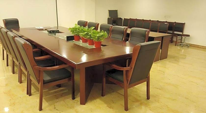 GreenTree Inn Shandong Yuncheng Ximen Street Songjiang Kung Fu School Business Hotel