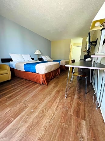 Double Room with Two Double Beds - Non-Smoking